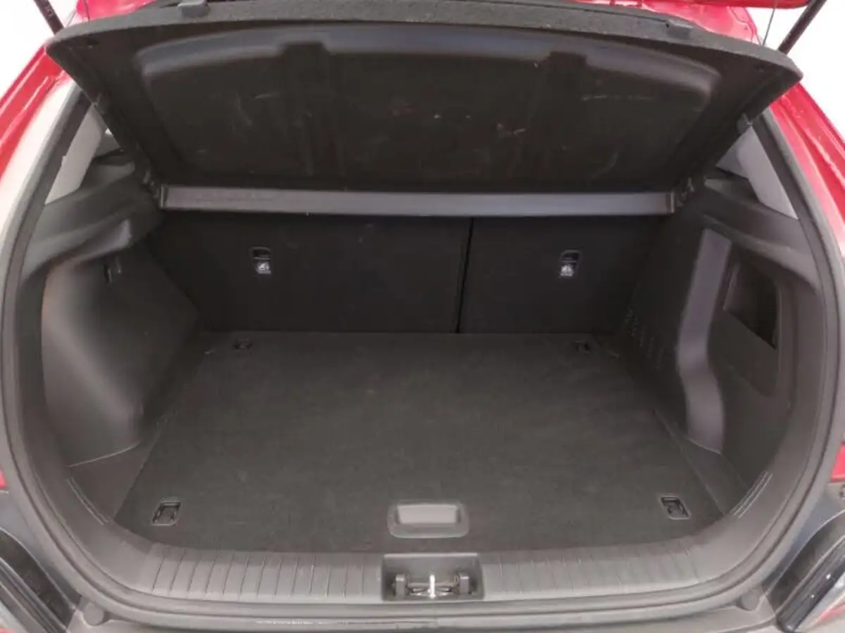 2023-hyundai-kona-10-t-gdi-se-connect-big-7