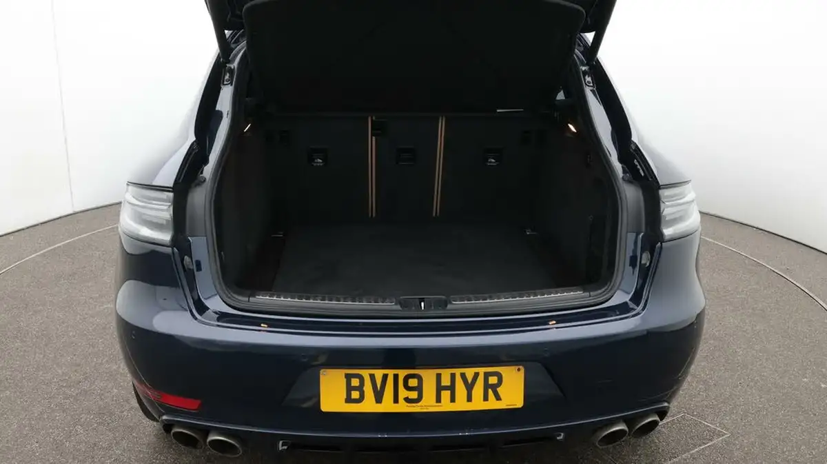 2019-porsche-macan-30-v6-s-big-17