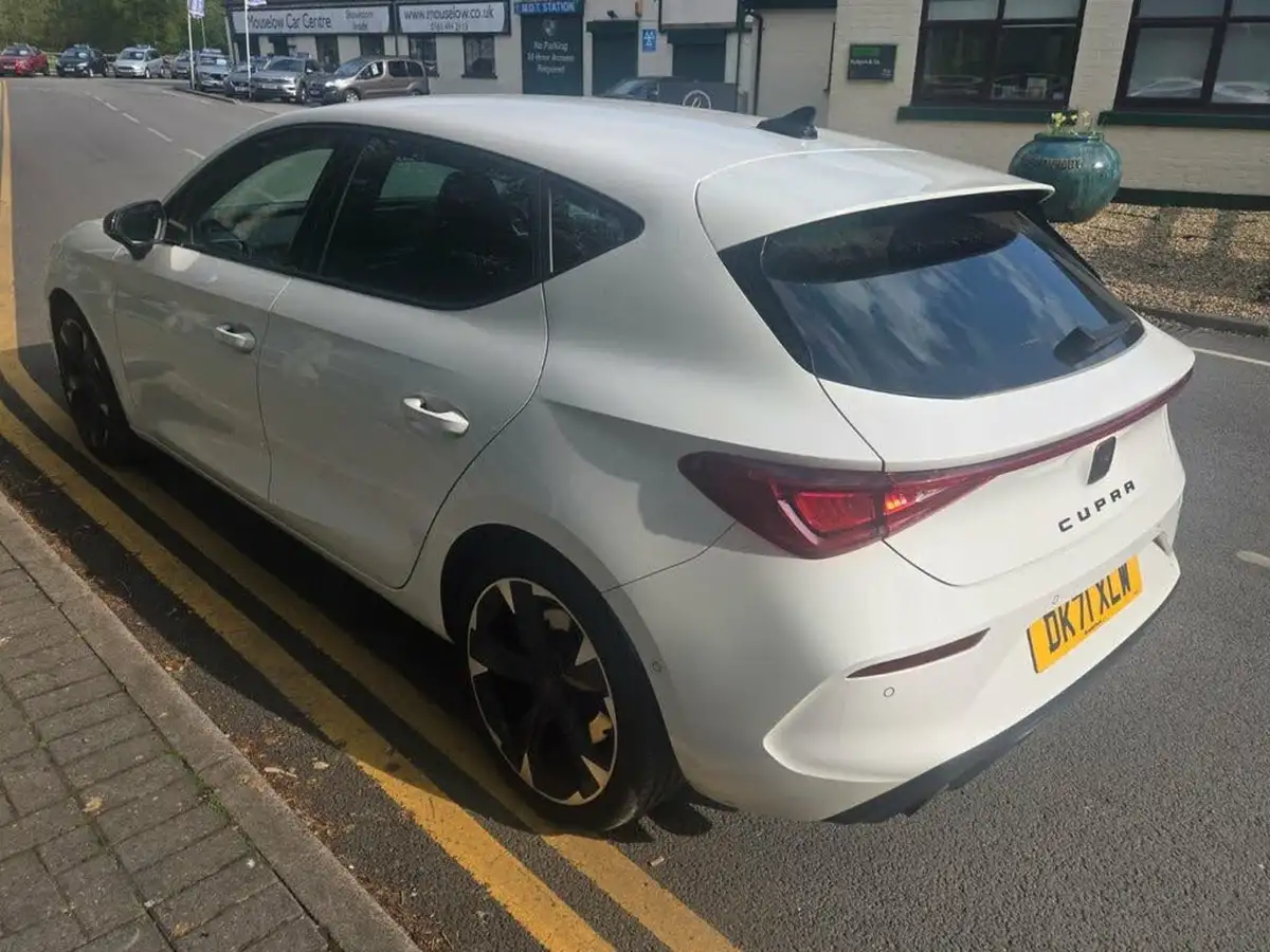 2021-cupra-leon-nf-20-tsi-vz1-big-2