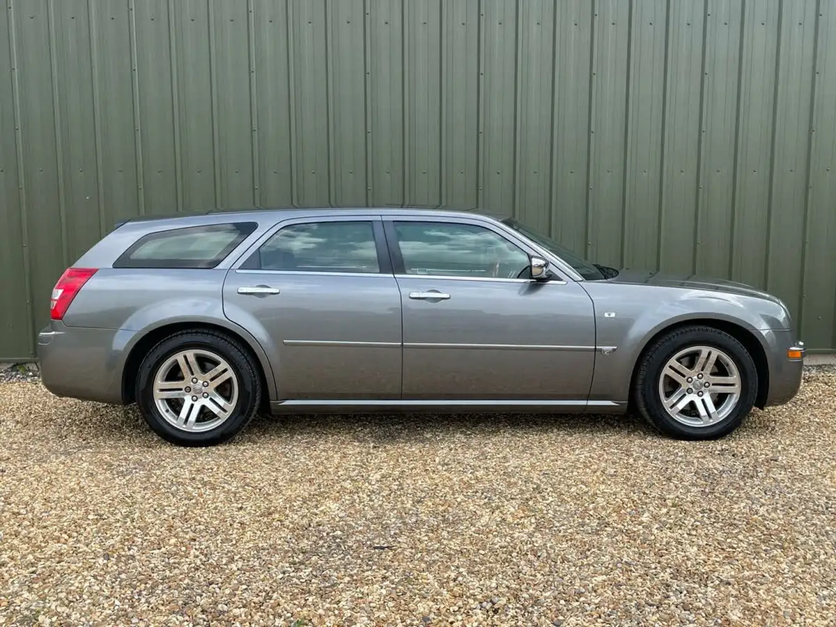2006-chrysler-300c-30td-estate-5d-big-3