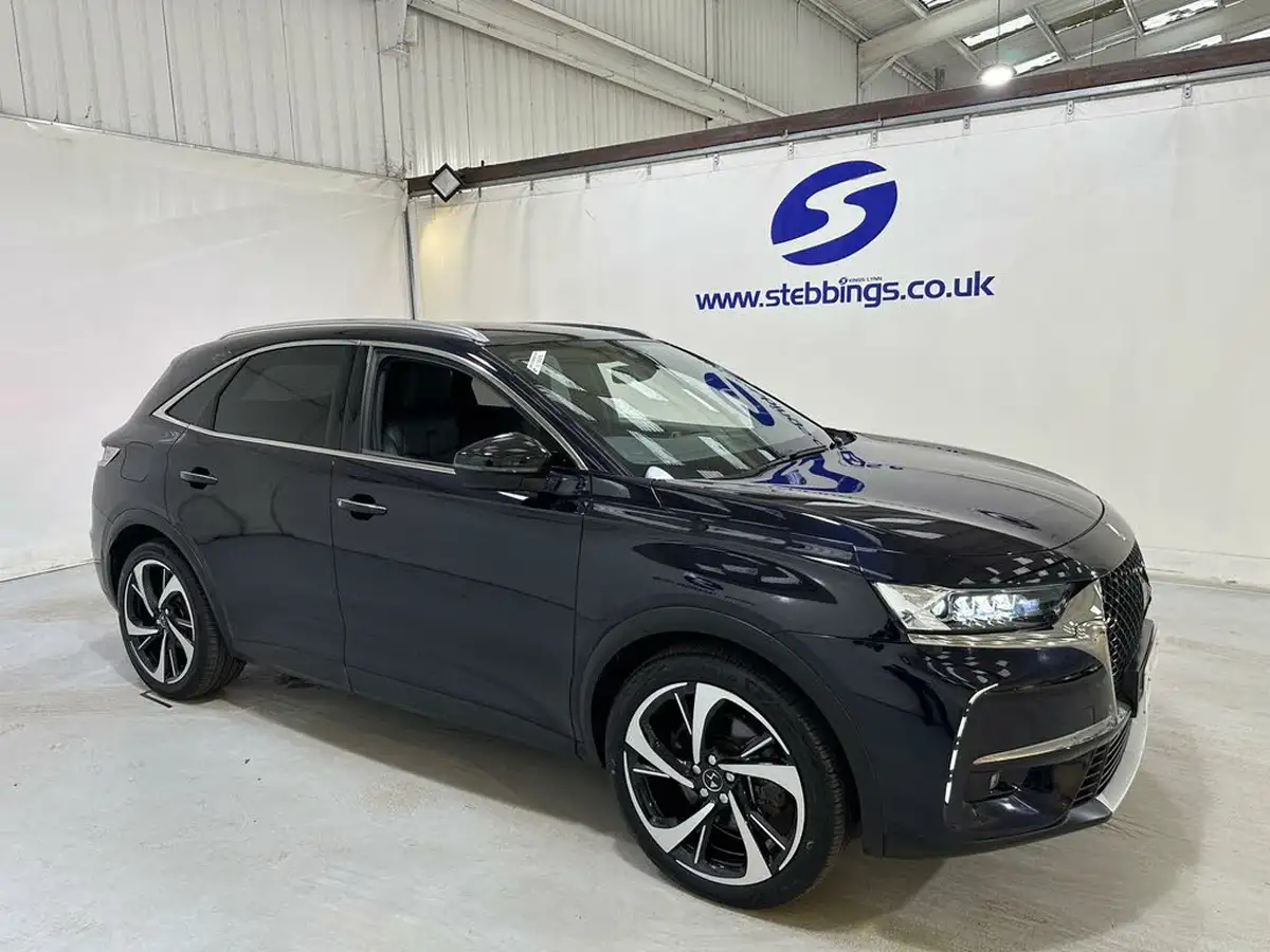 2021-ds-ds-7-crossback-e-tense-opera-300ps-4x4-big-1