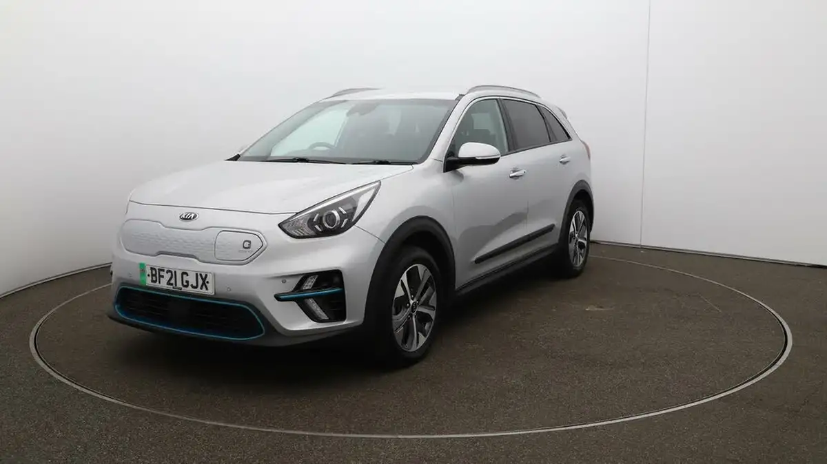 2021-kia-e-niro-ev-3-big-28