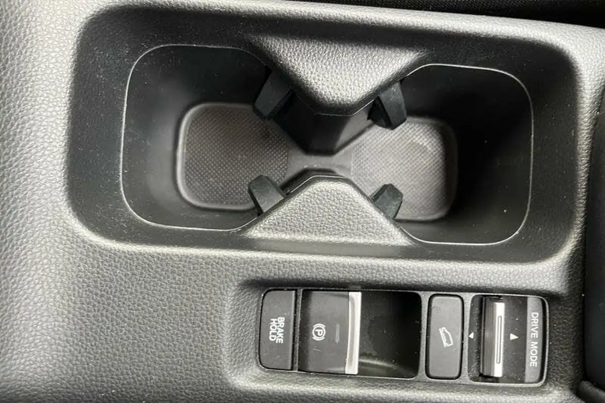 2022-honda-hr-v-15-i-mmd-advance-big-33