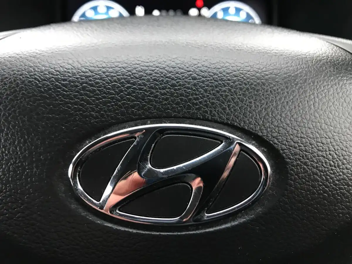 2022-hyundai-kona-10-t-gdi-se-connect-big-23
