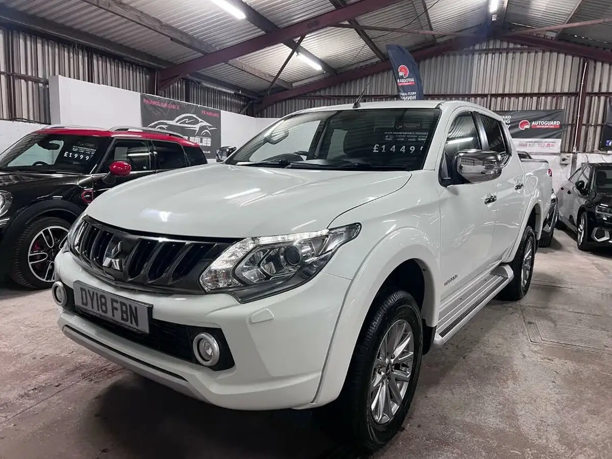 2018-mitsubishi-l200-24di-d-warrior-eu6-auto-big-8
