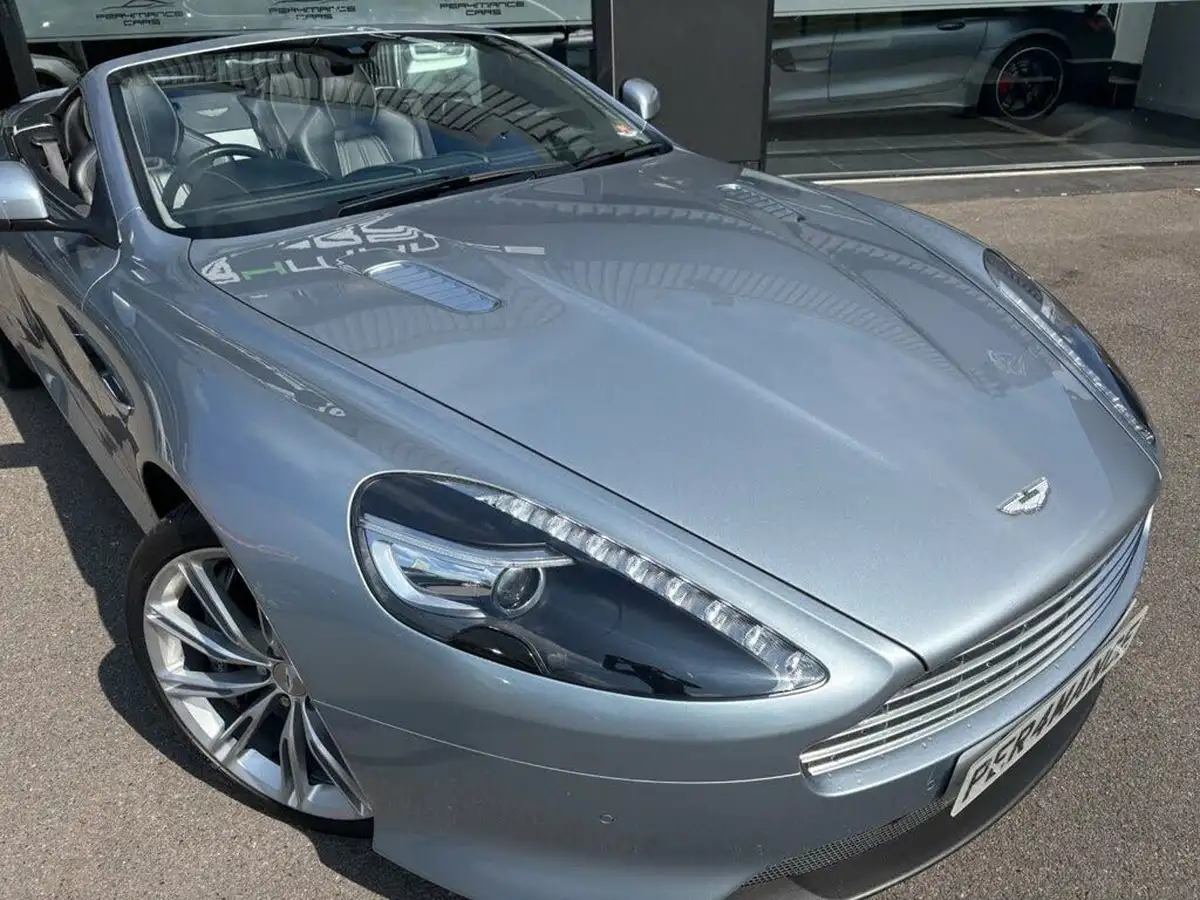2014-aston-martin-db9-59-volante-carbon-edition-big-11