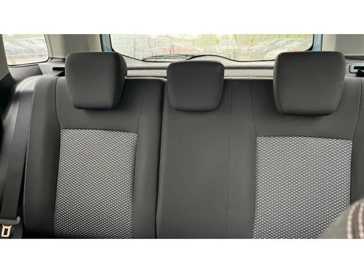 2022-suzuki-vitara-14-boosterjet-sz-t-big-14