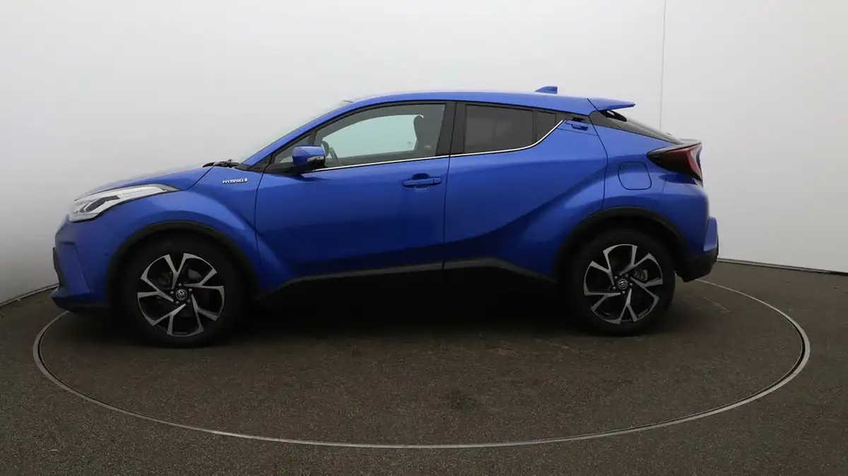 2021-toyota-c-hr-18-vvt-i-design-big-58