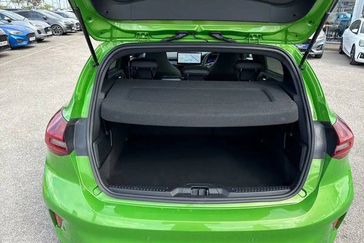 2023-ford-focus-23t-st-hatchback-auto-big-20