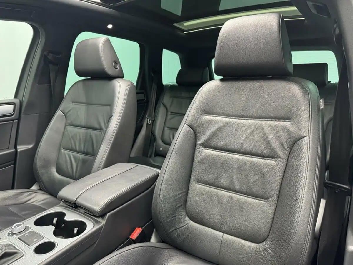 2017-volkswagen-touareg-30tdi-r-line-204ps-ss-2970cc-big-30