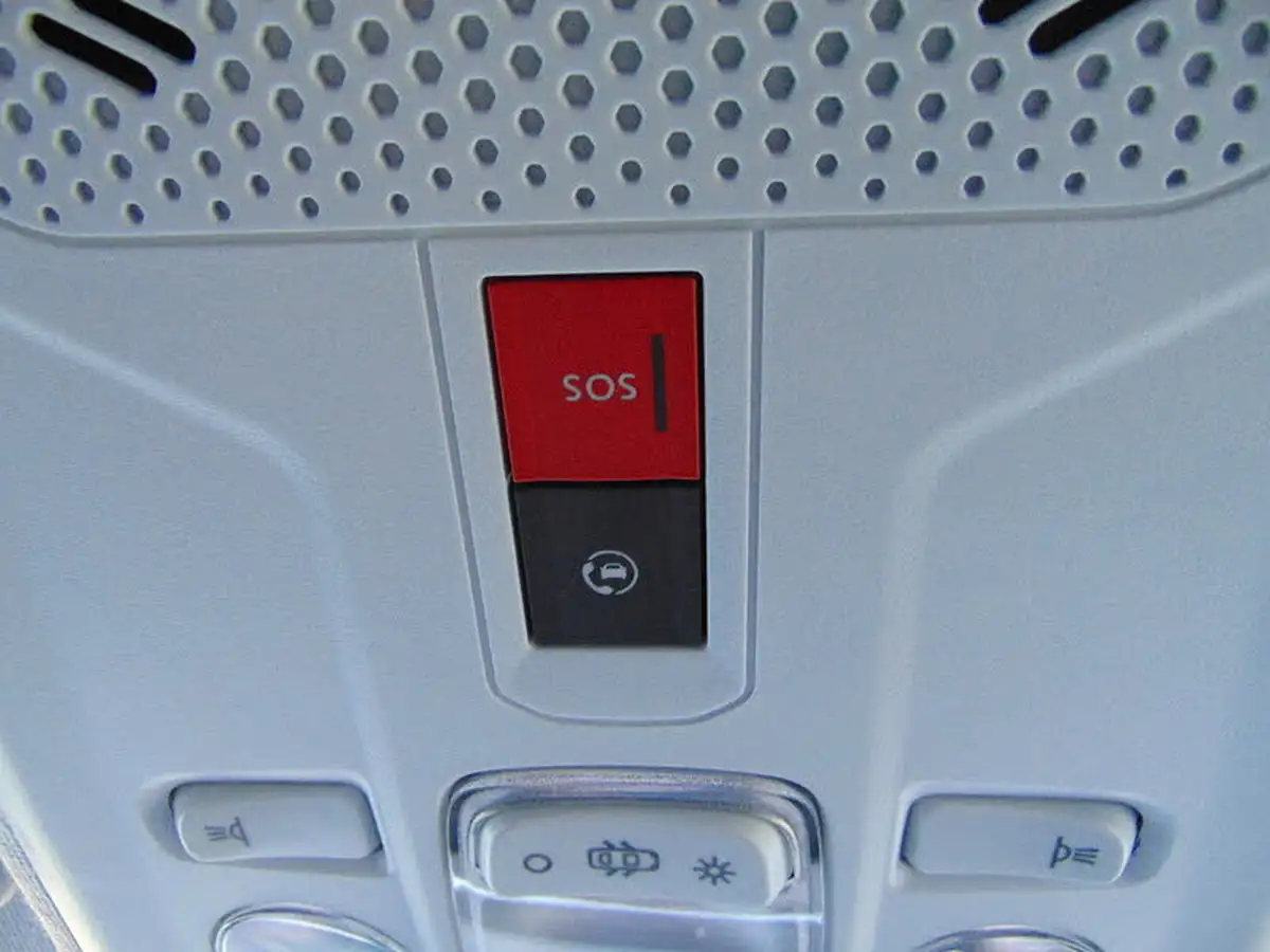 2020-vauxhall-corsa-e-elite-nav-74kw-big-34