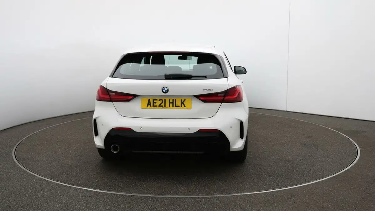 2021-bmw-1-series-15-118i-m-sport-lcp-big-49