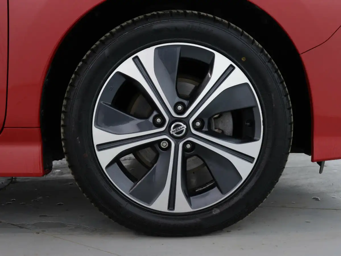 2019-nissan-leaf-e-n-connecta-big-9