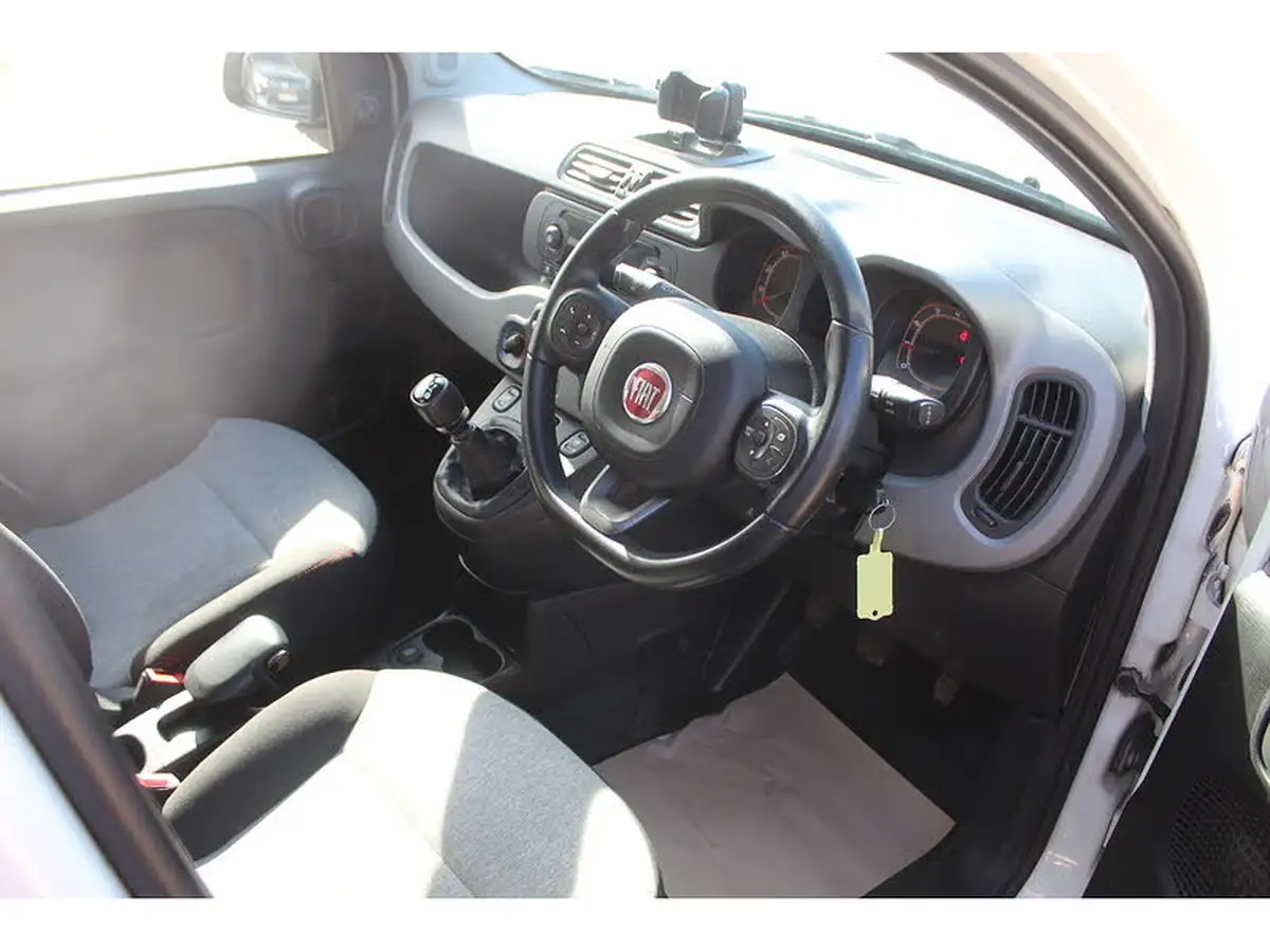 2017-fiat-panda-12-lounge-big-23