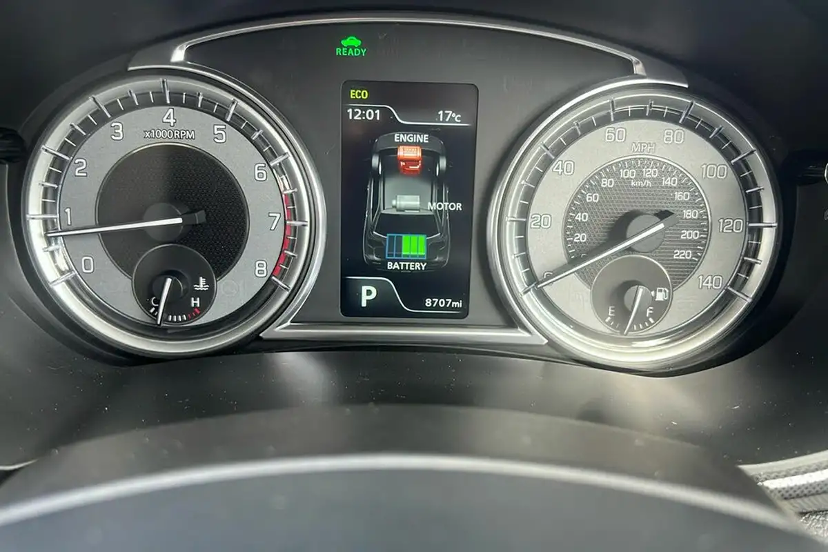 2022-suzuki-vitara-15-sz5-big-20