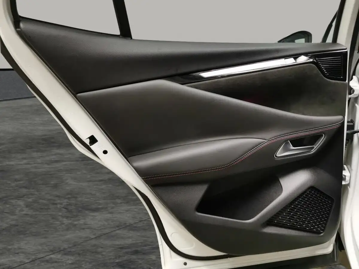 2022-ds-ds-4-e-tense-performance-line-big-26