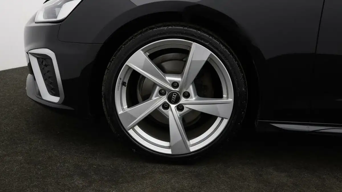 2021-audi-a4-avant-20-35-tdi-s-line-big-17