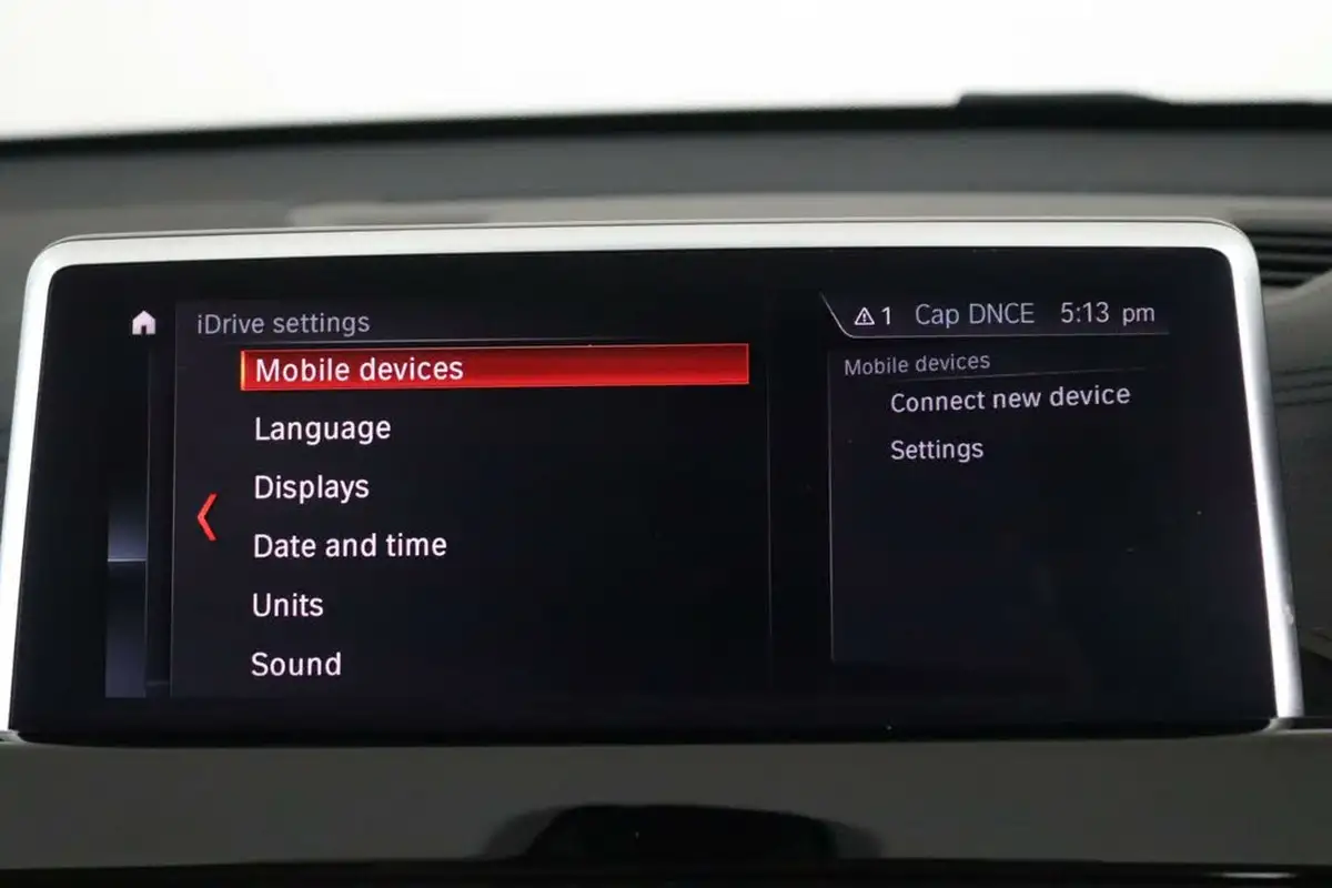 2019-bmw-x1-15-sdrive18i-xline-big-42