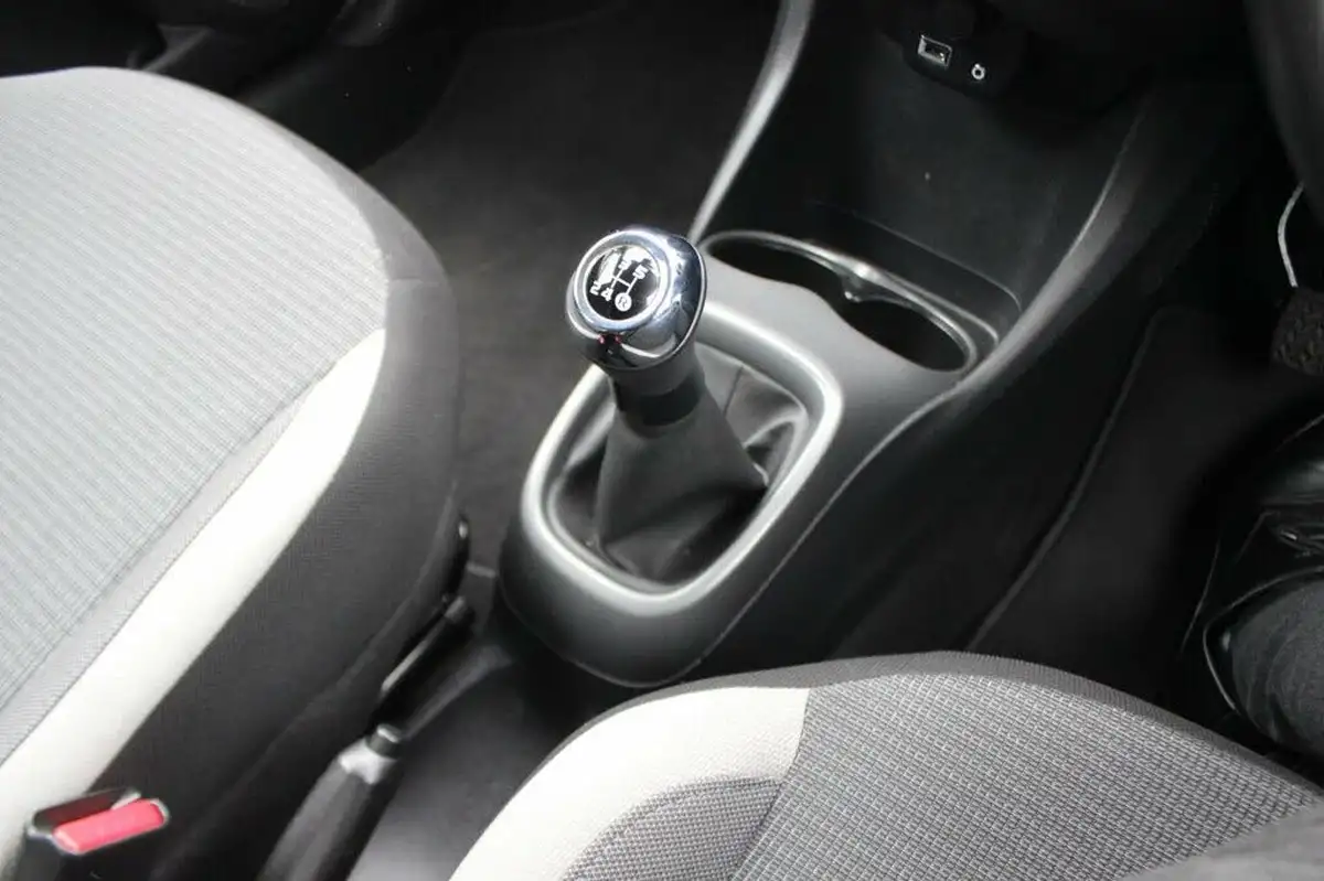2022-toyota-aygo-10-vvt-i-x-play-big-8