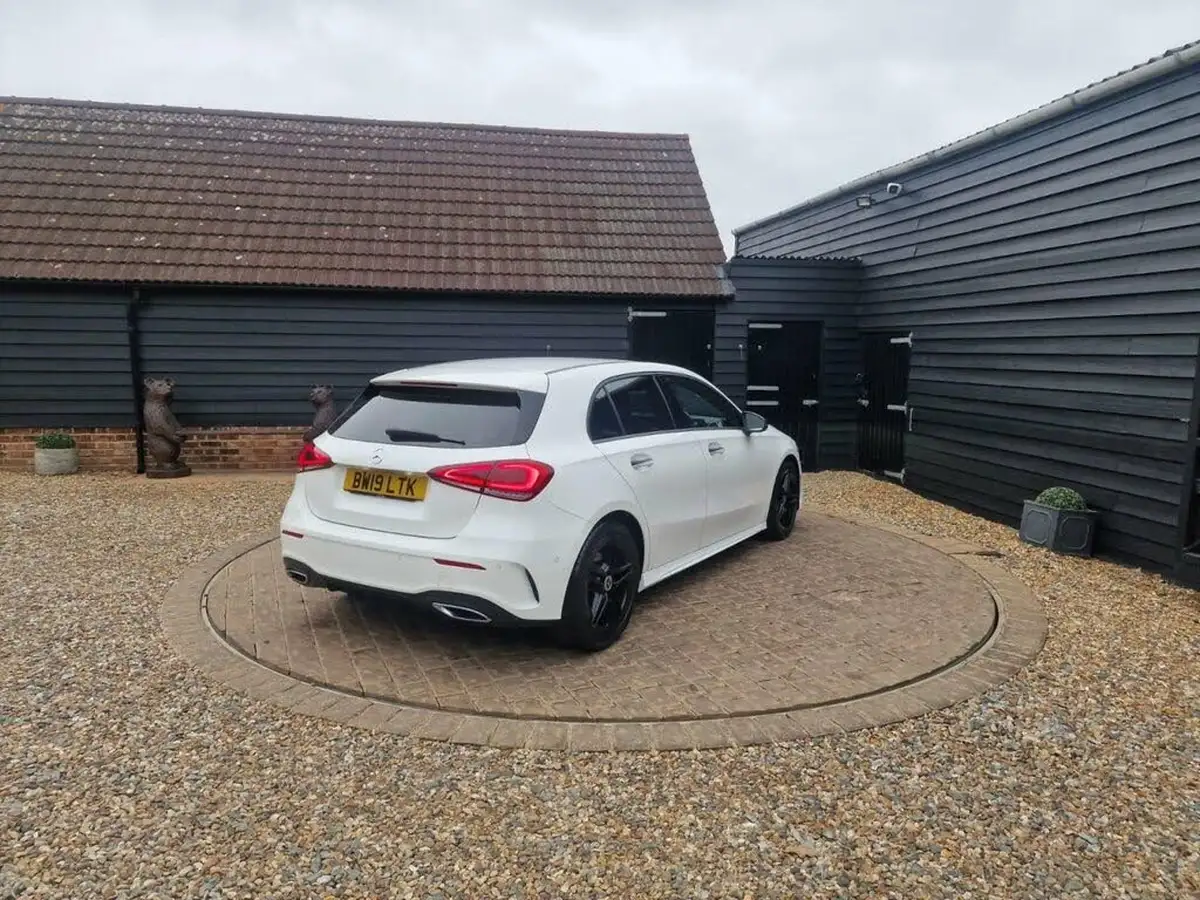 2019-mercedes-benz-a-class-20-a220-amg-line-premium-hatchback-5d-big-6