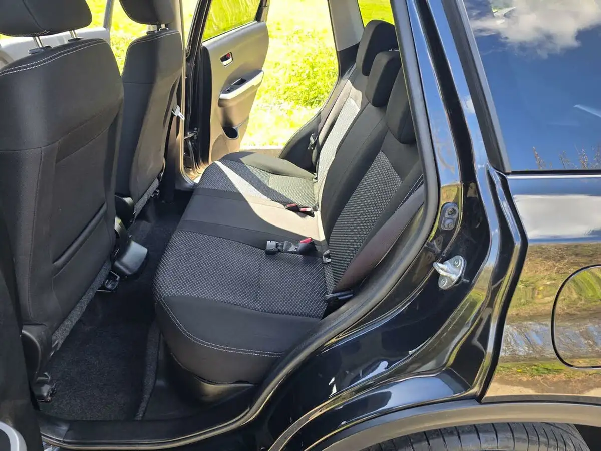 2017-suzuki-vitara-16-kuro-big-33