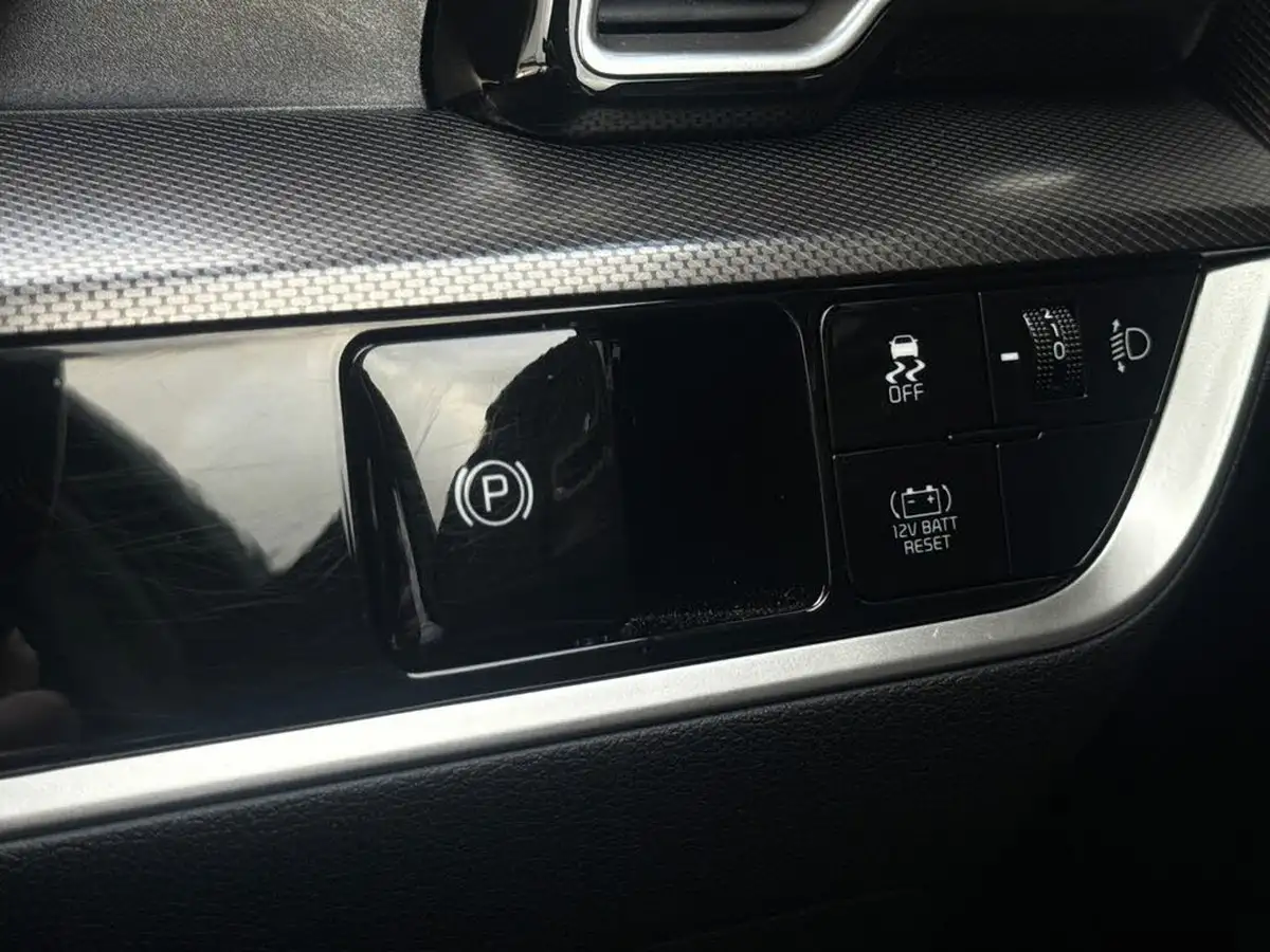 2024-kia-sportage-16-t-gdi-gt-line-207bhp-hev-auto-big-36