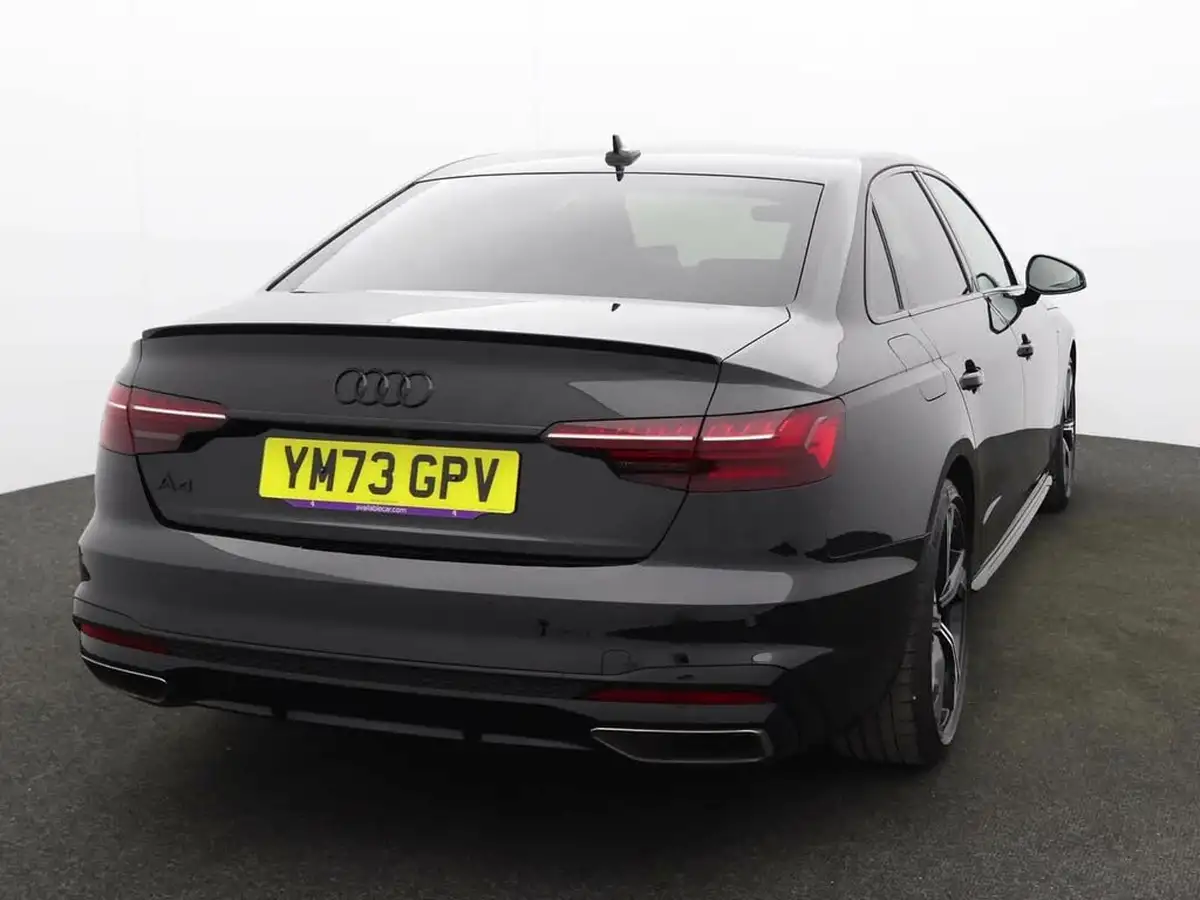 2023-audi-a4-20-40-tfsi-black-edition-big-4