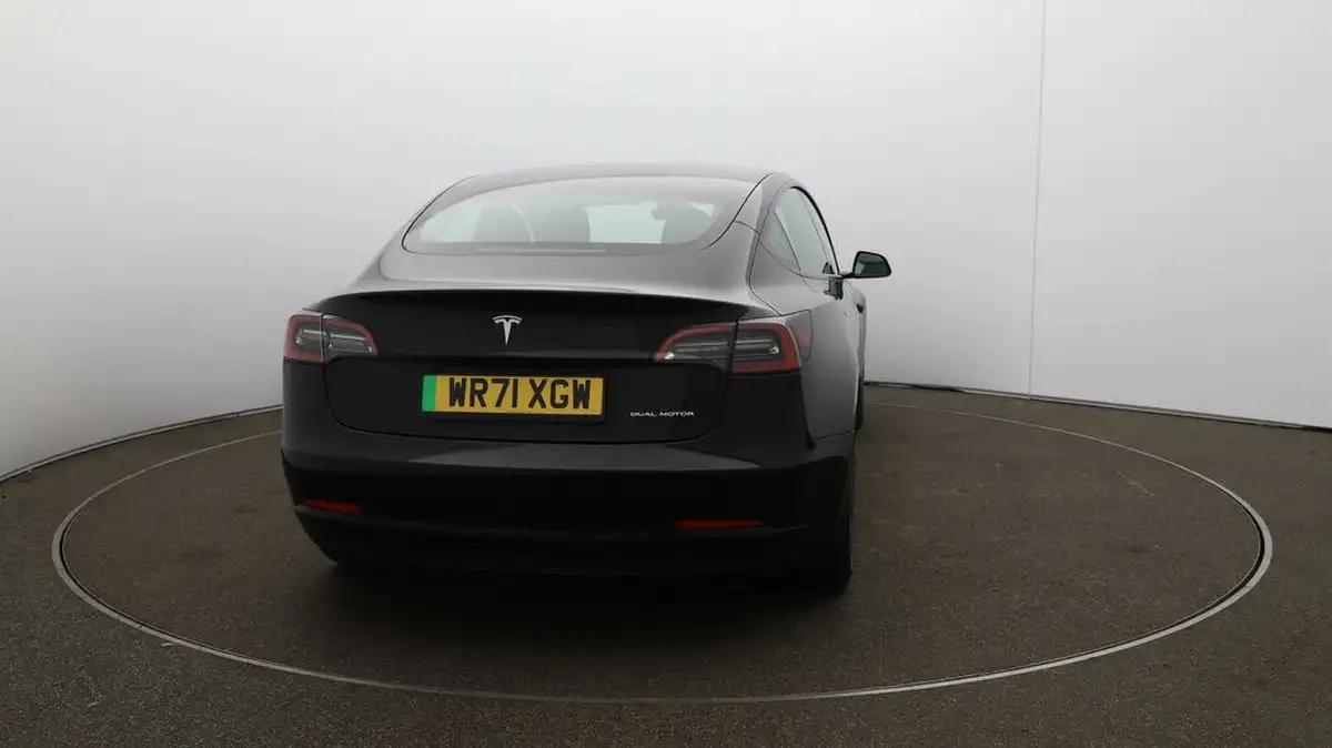 2021-tesla-model-3-e-long-range-awd-big-48