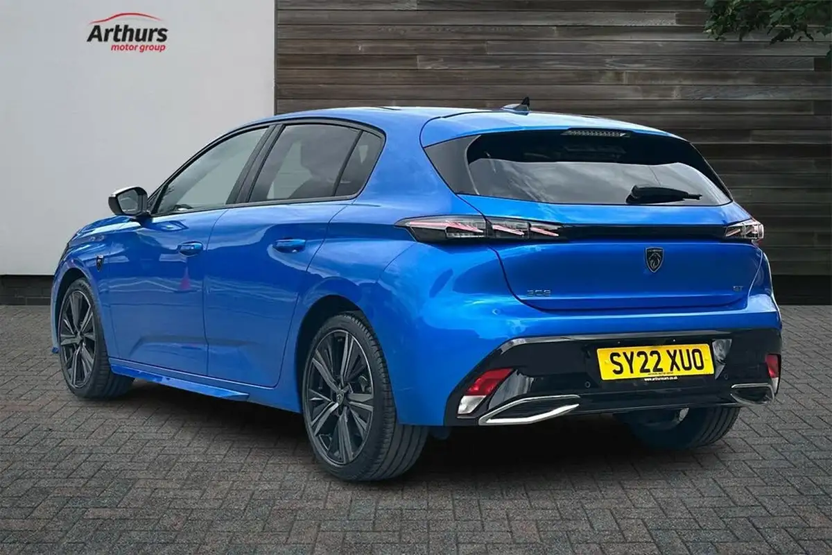 2022-peugeot-308-12-puretech-gt-premium-big-4