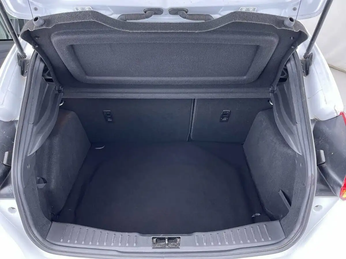 2018-ford-focus-10t-st-line-140ps-hatchback-big-65