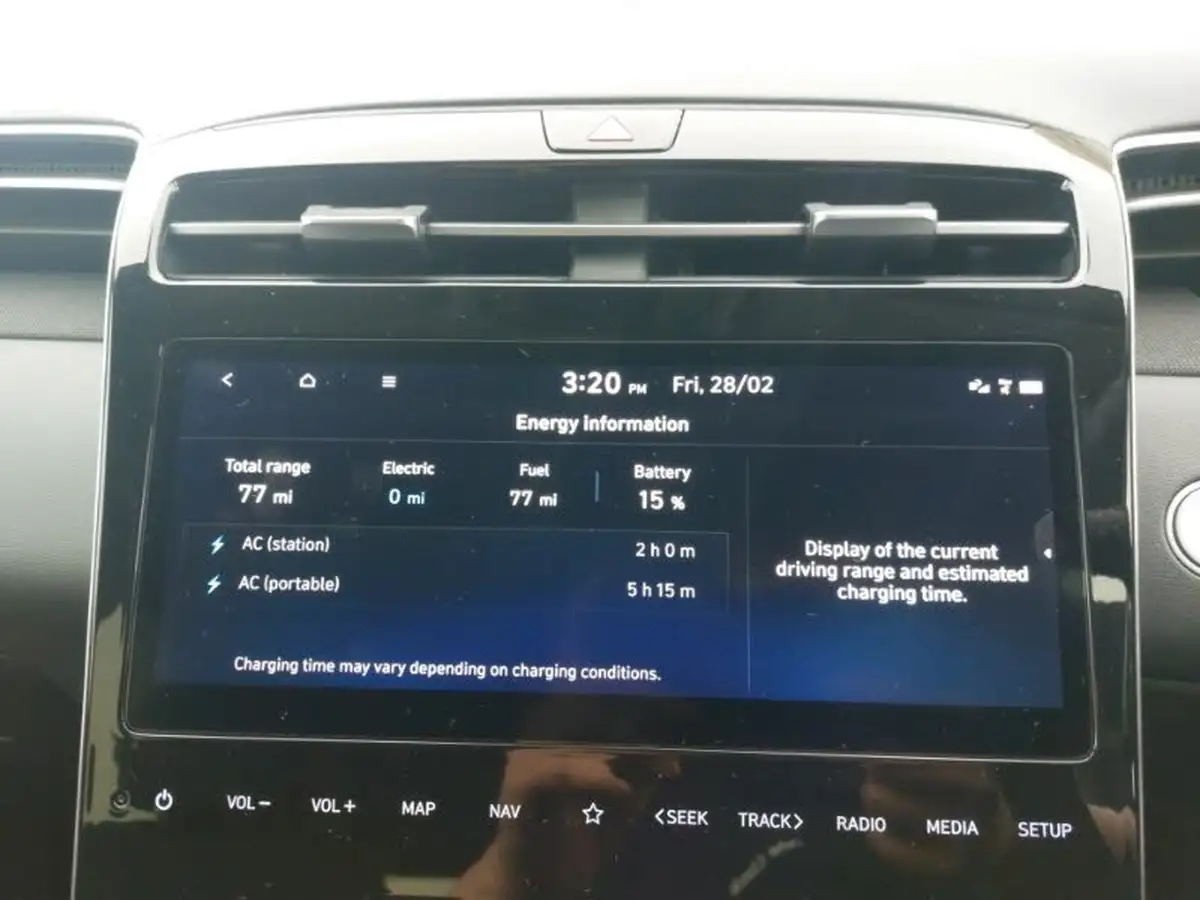2023-hyundai-tucson-16-t-gdi-premium-265ps-4wd-phev-auto-big-15