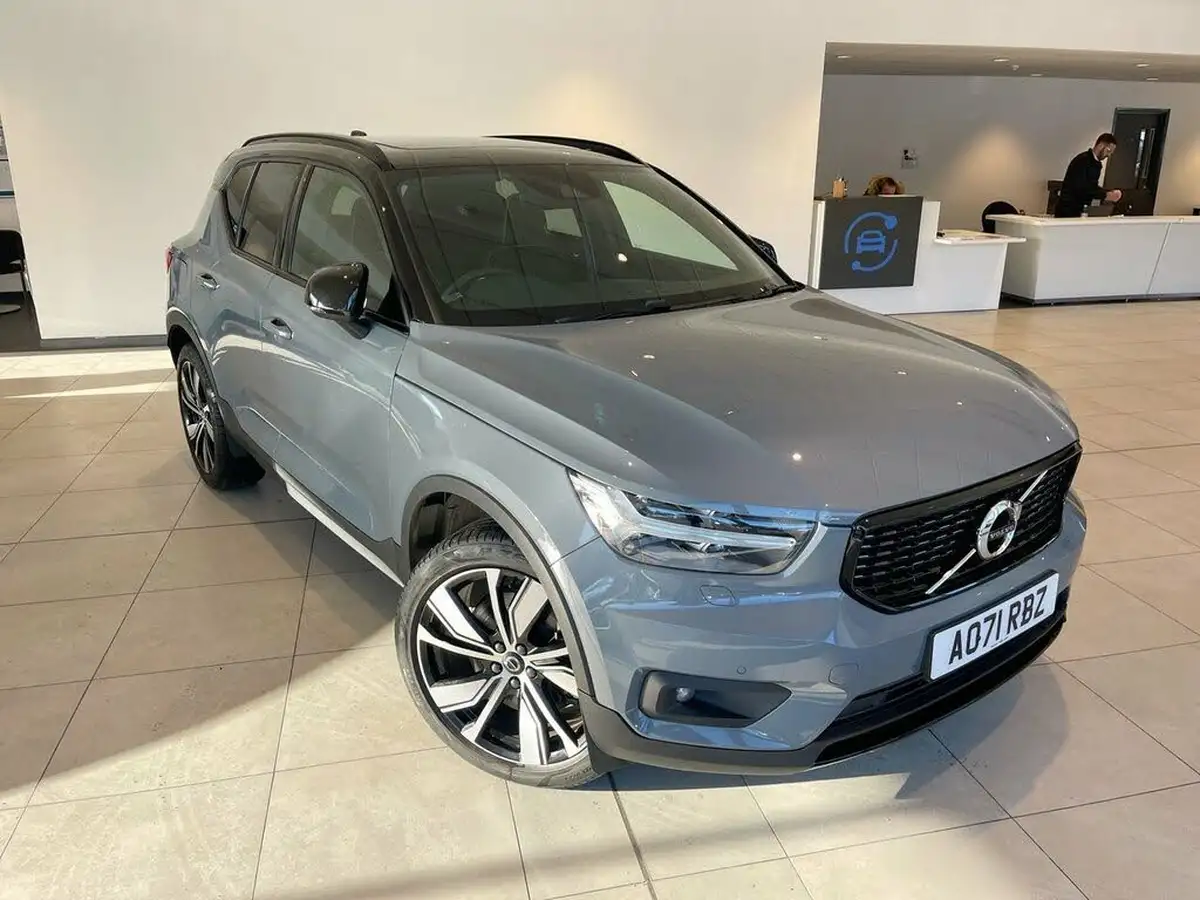 2021-volvo-xc40-15-t5-r-design-pro-258bhp-big-0