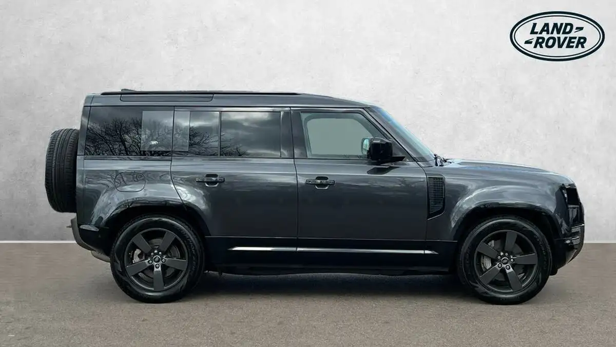 2023-land-rover-110-defender-30-d300-x-dynamic-s-big-4