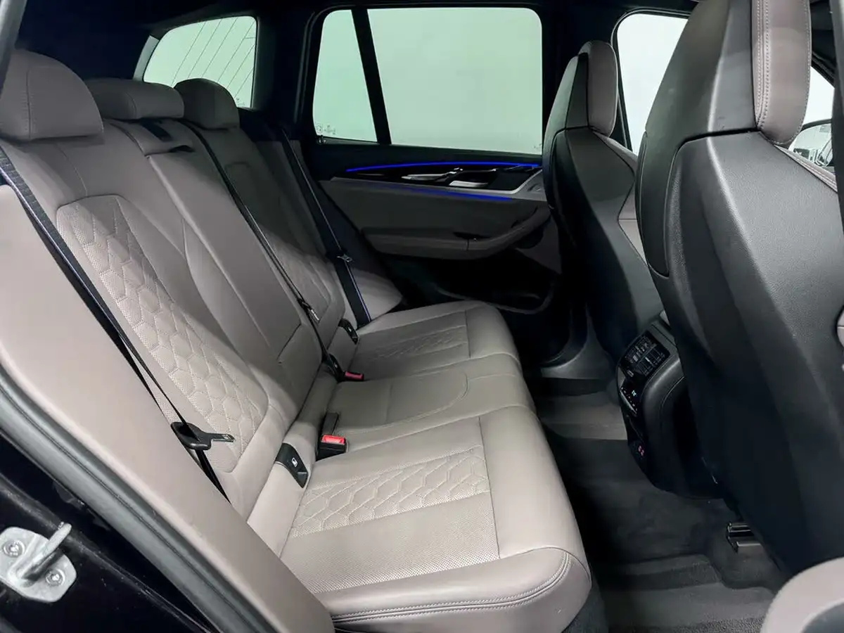 2021-bmw-x3-30-m-competition-sport-big-39