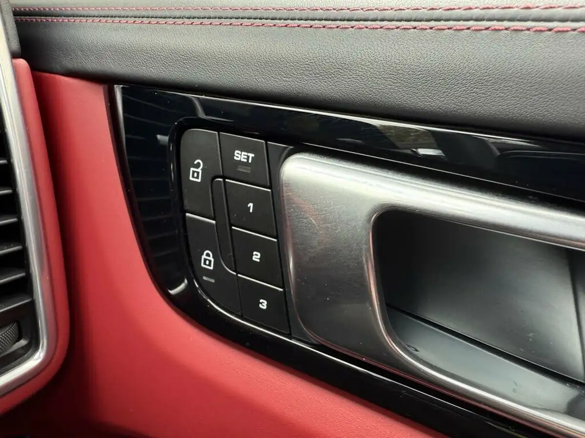 2023-porsche-cayenne-30-v6-e-hybrid-platinum-edition-462ps-station-wagon-big-44