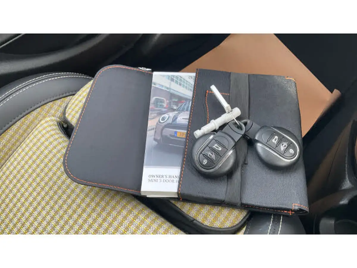 2022-mini-cooper-15-cooper-classic-hatchback-5d-big-18