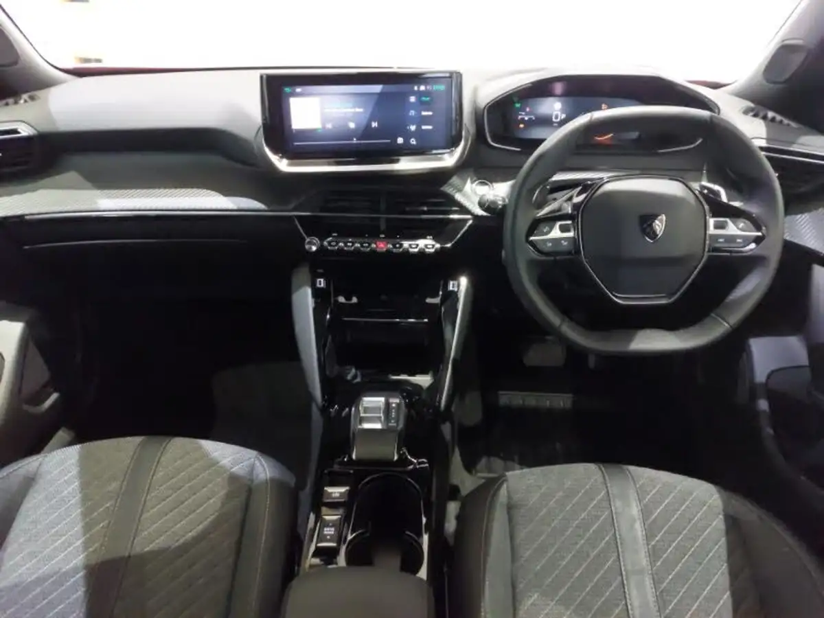 2024-peugeot-2008-suv-12-puretech-allure-130ps-eat8-big-2