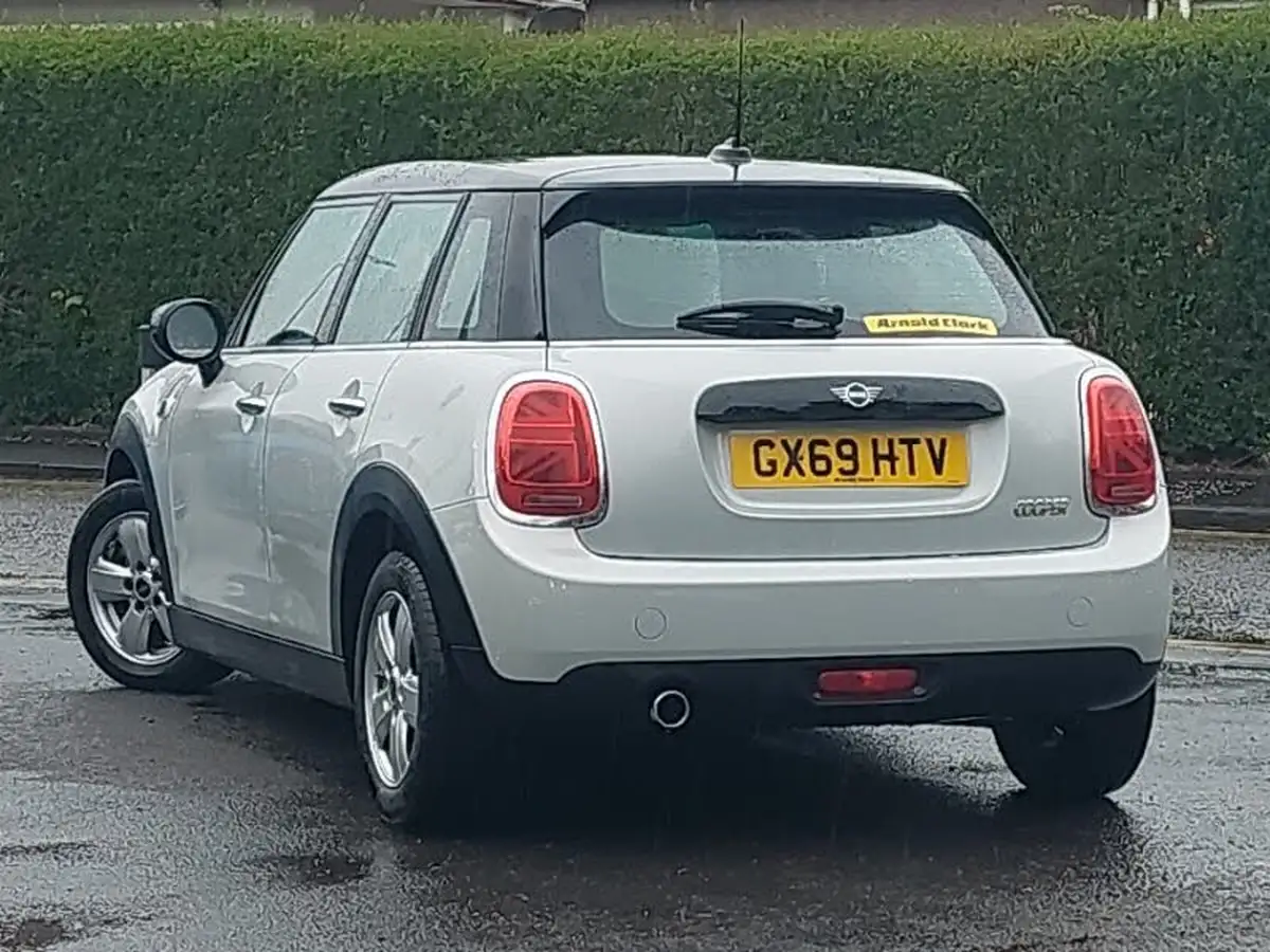 2019-mini-cooper-15-cooper-classic-hatchback-5d-auto-big-1