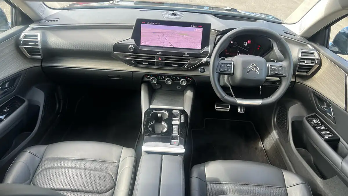 2023-citroen-c5-x-12-puretech-sense-plus-big-3