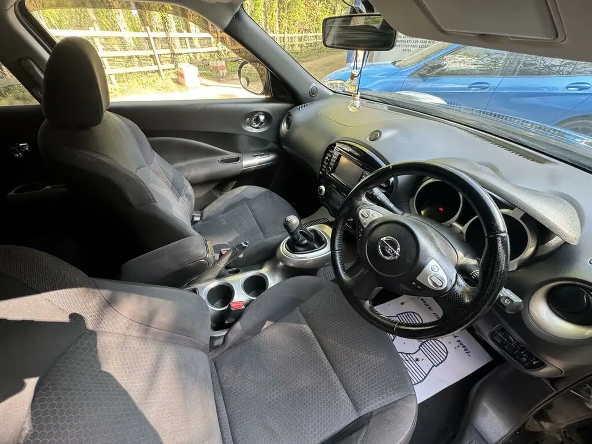 2013-nissan-juke-16-acenta-premium-big-6