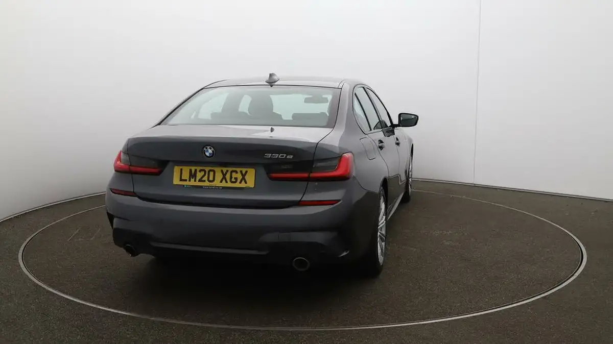 2020-bmw-3-series-20-330e-m-sport-tech-pack-saloon-4d-big-48