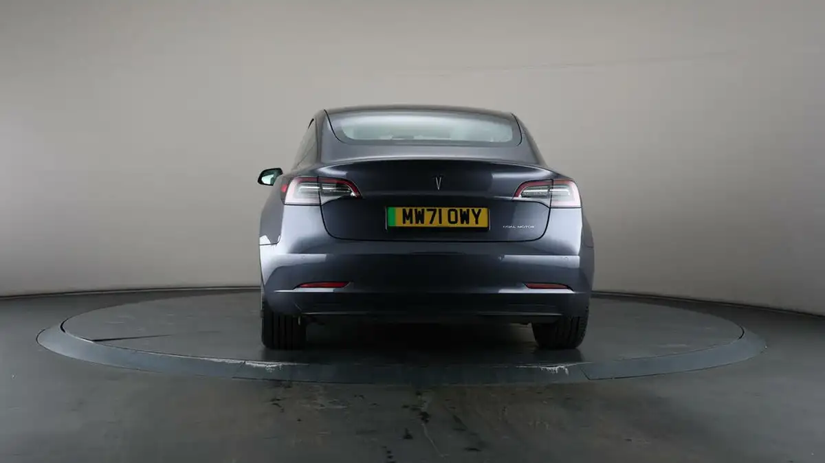 2021-tesla-model-3-e-long-range-awd-big-26