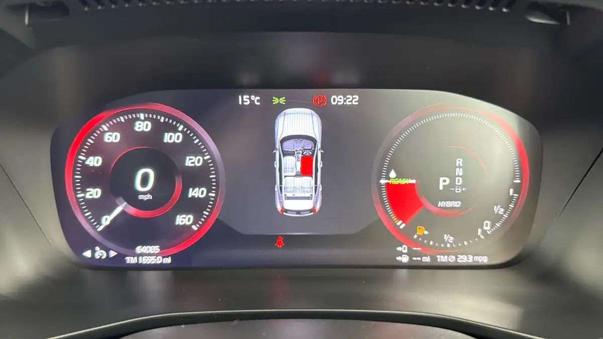 2021-volvo-xc40-15-t5-r-design-pro-262bhp-big-12
