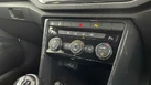 2018-volkswagen-t-roc-15-tsi-sel-ss-small-24