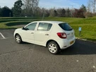 2013-dacia-sandero-12-ambiance-small-17