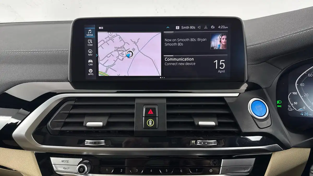 2021-bmw-ix3-e-premier-edition-big-11