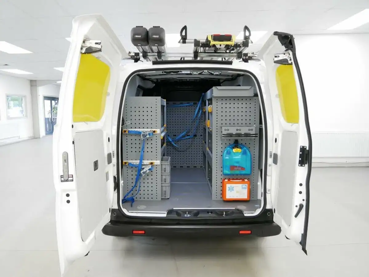 2021-nissan-env200-e-tekna-rapid-panel-van-big-2