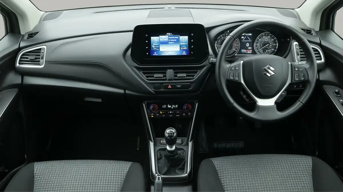 2023-suzuki-s-cross-14-boosterjet-motion-big-13