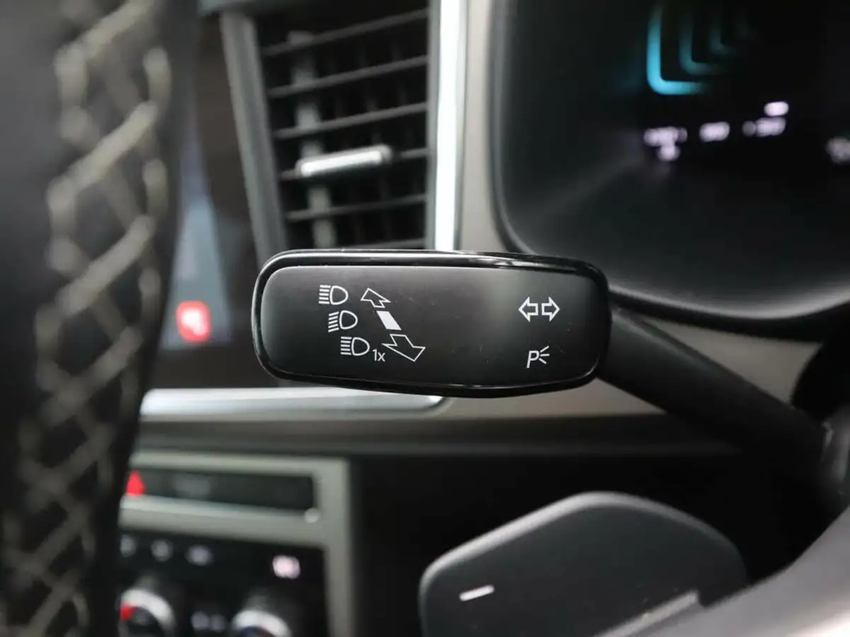 2024-seat-ateca-15-ecotsi-xperience-dsg-big-24