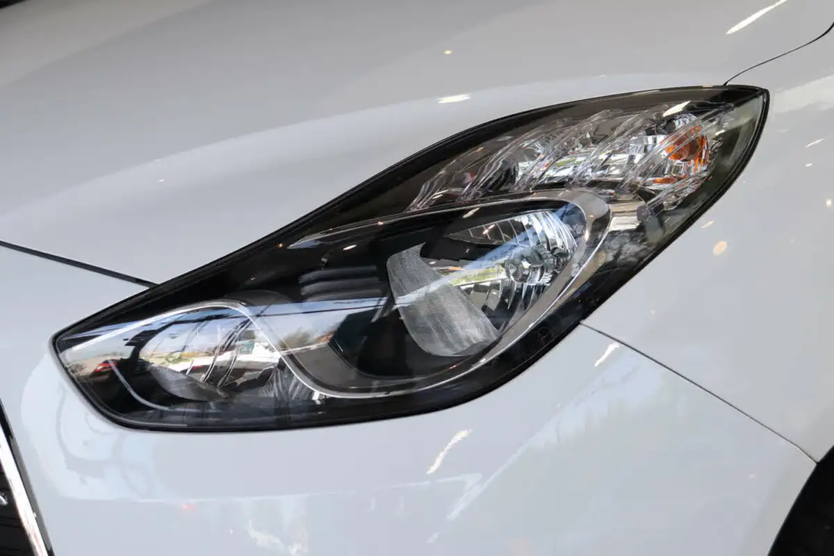2017-hyundai-ix20-16-se-nav-big-59